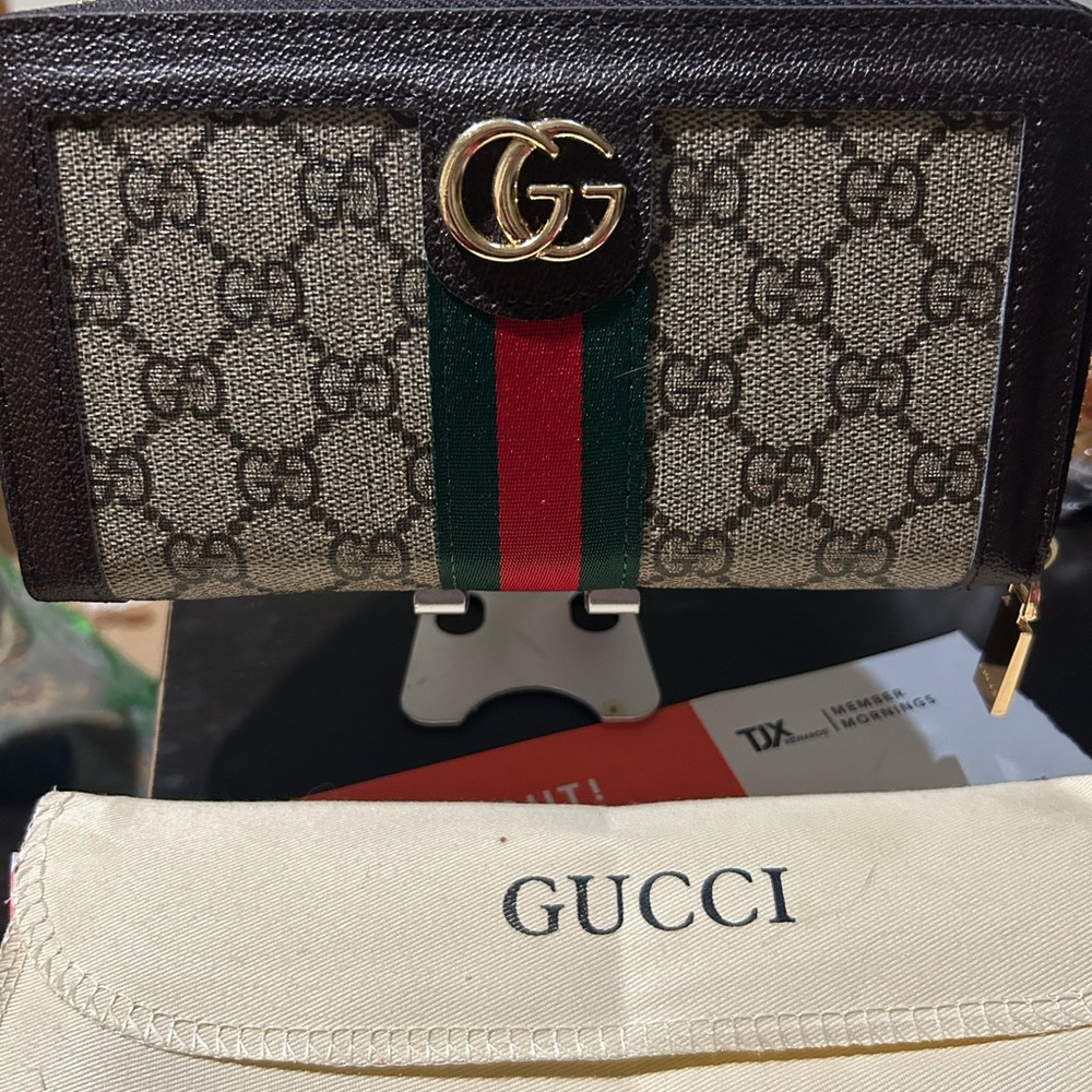 GG Supreme Zip Wallet with Web Stripe - Brown/Tan/Red/Green